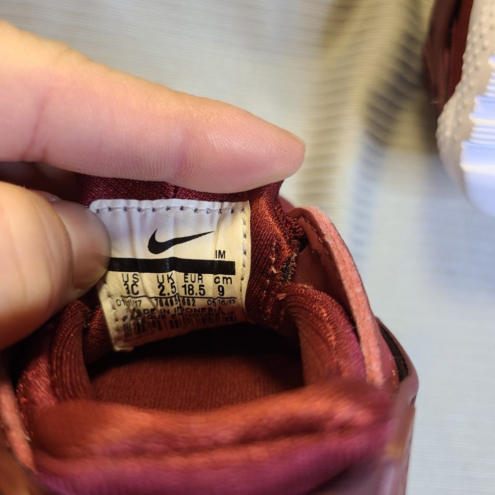 EUC Nike Infant Hurachi Run - Picture 6 of 13